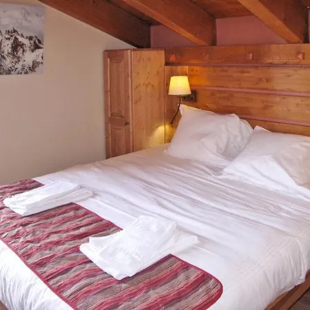 Дом отдыха Les Menuires Sleeps 11 Pool Wifi *